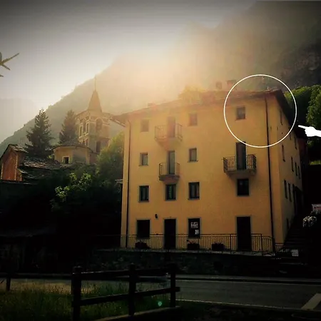 アパート Valle Di Gressoney ガブイ