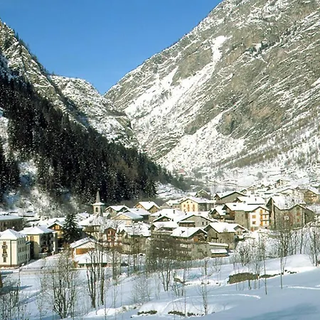 アパート Valle Di Gressoney *